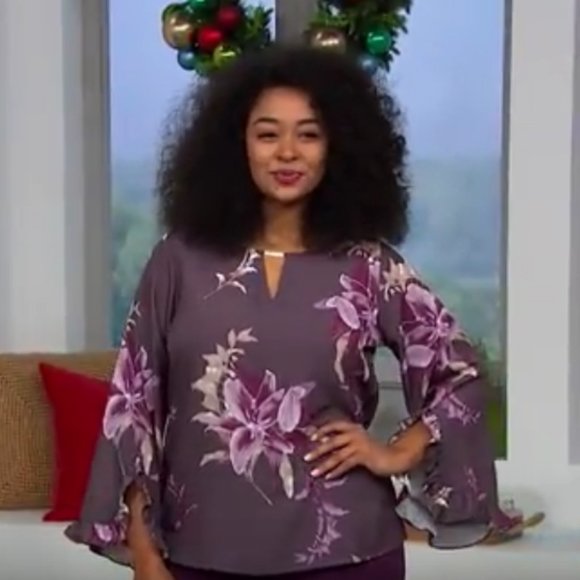 DG2 by Diane Gilman Floral Keyhole Ruffle Sleeve Blouse - Picture 1 of 1